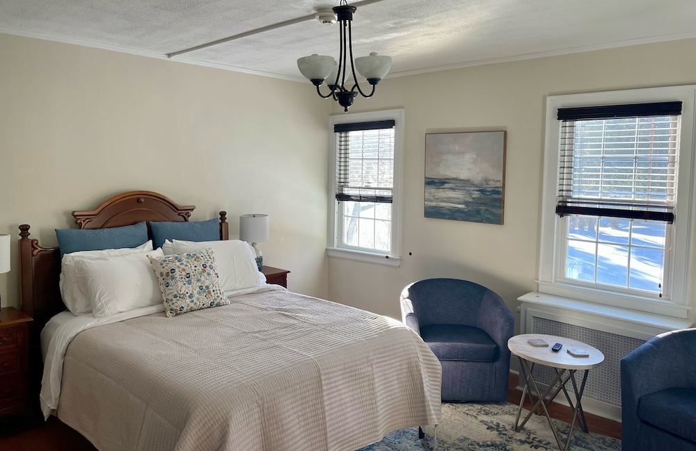 Sibley Room photo 1