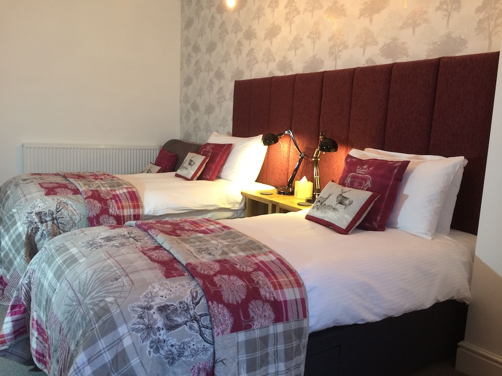 Twin Room, 2 Twin Beds, Ensuite photo 1