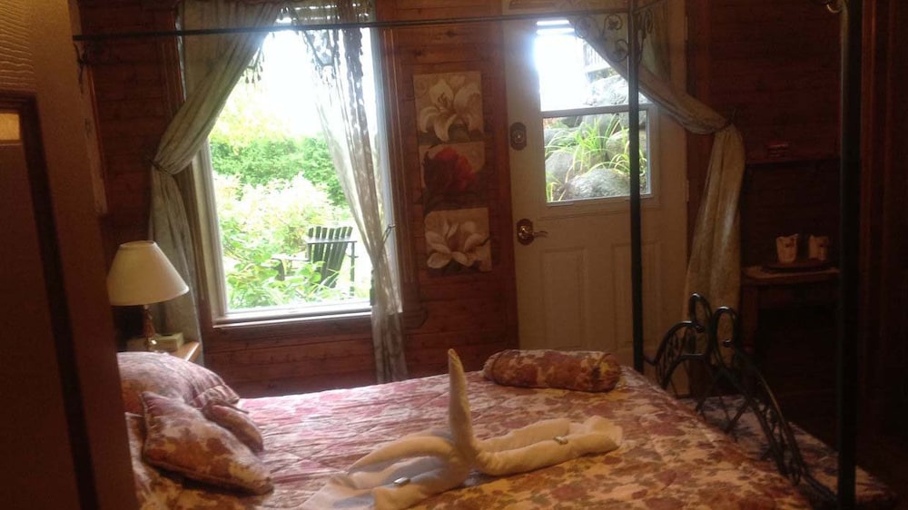 Room, 1 Queen Bed, Terrace (Onyx) photo 3