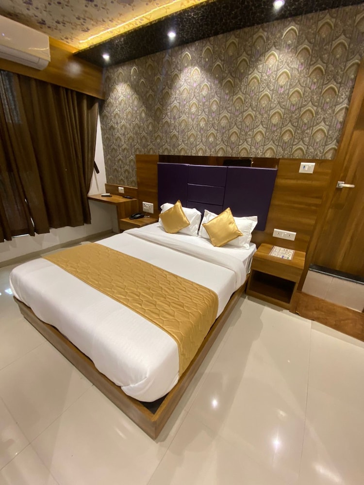Deluxe Double Room - Photo 3