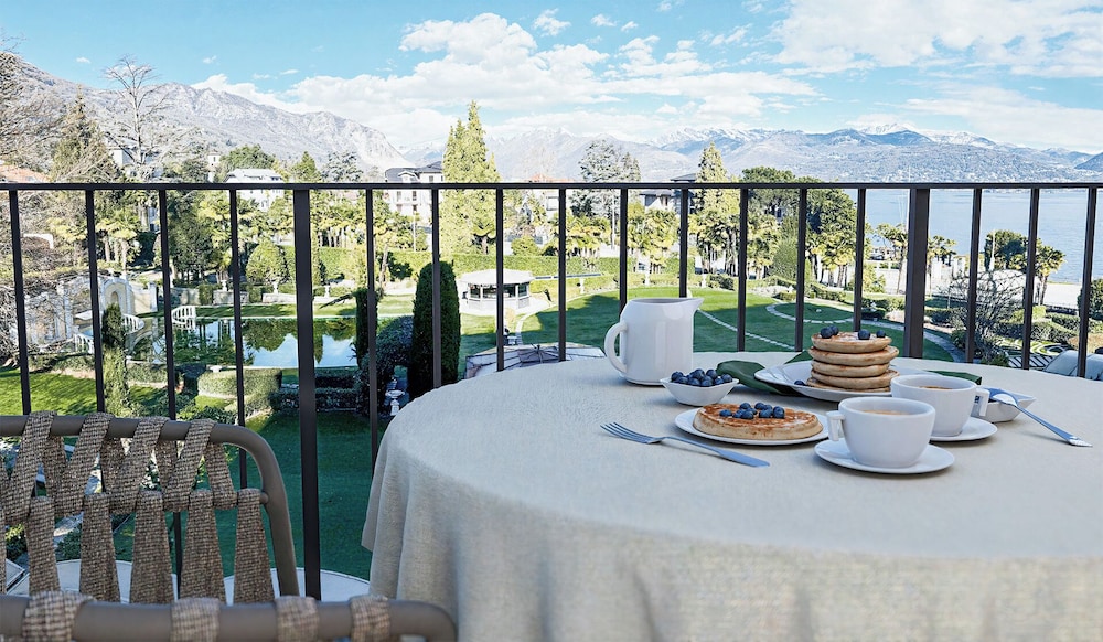 Doppia DELUXE, vista sulla piscina e laterale del lago - Photo 8