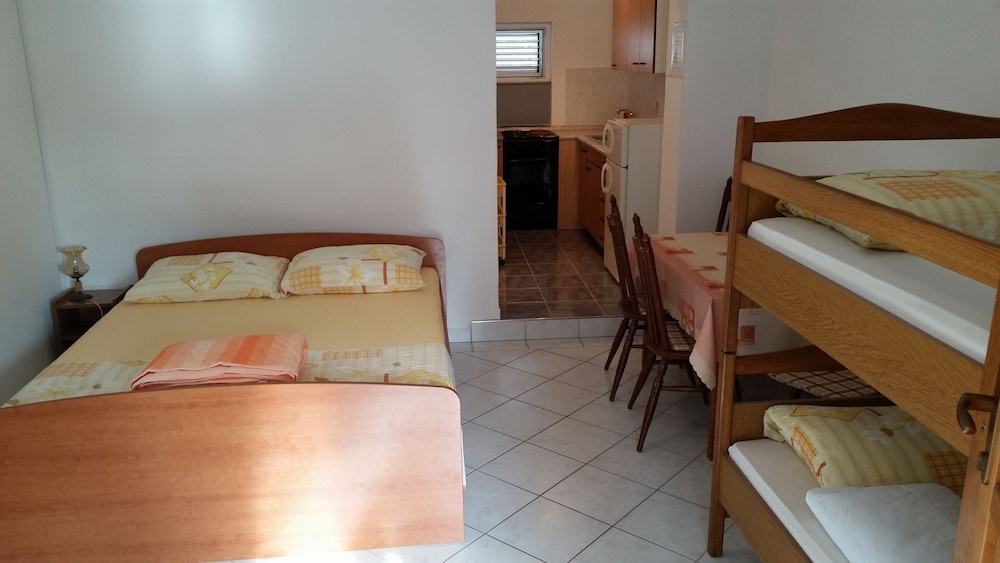 Studio (Ante - with parking - SA3(2))