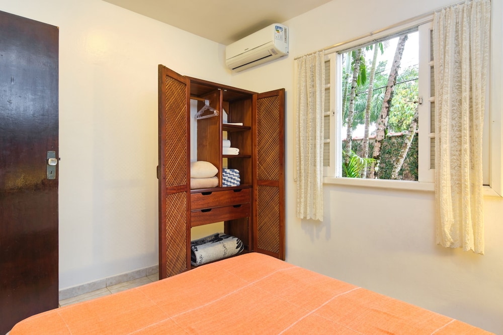 Executive Chalet, Multiple Beds photo 2