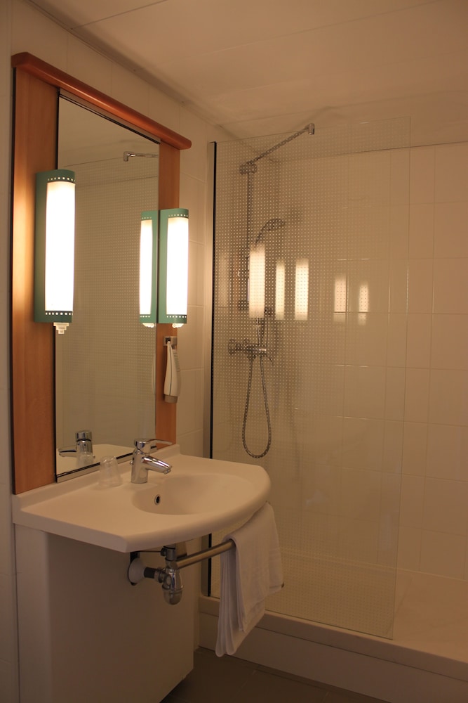 Standard Double Room, 1 Double Bed - Photo 7