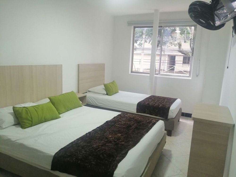 Standard Double Room, 2 Twin Beds - Photo 1
