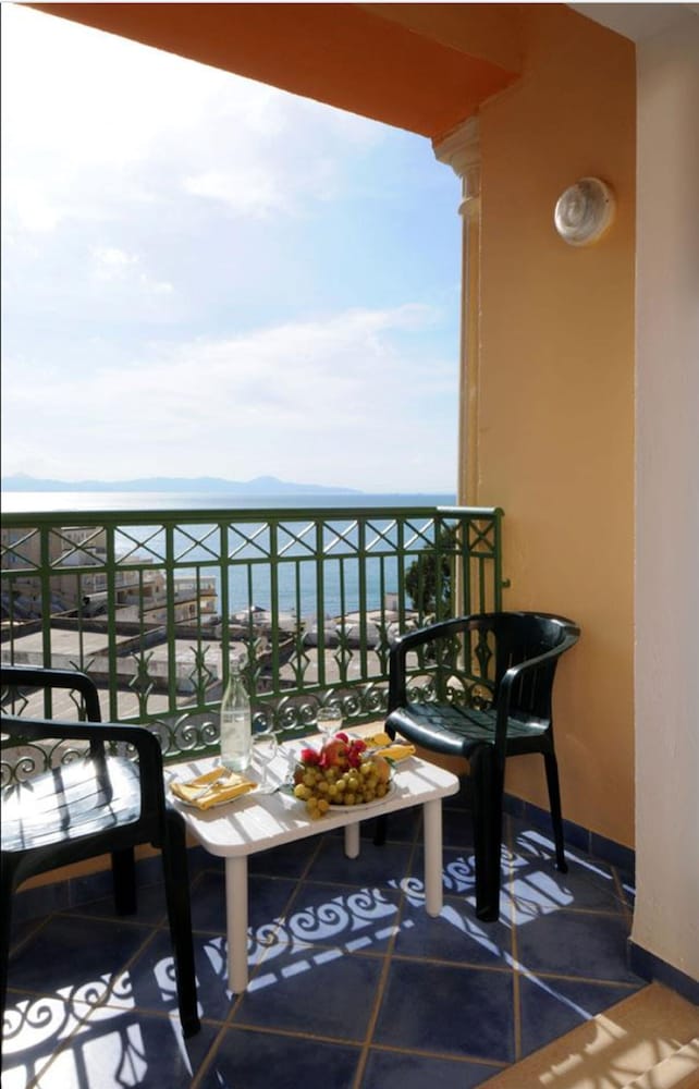 Single Room, Sea View photo 2