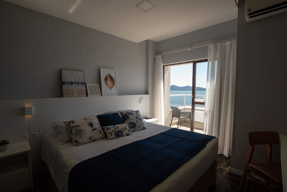 Deluxe Triple Room photo 2