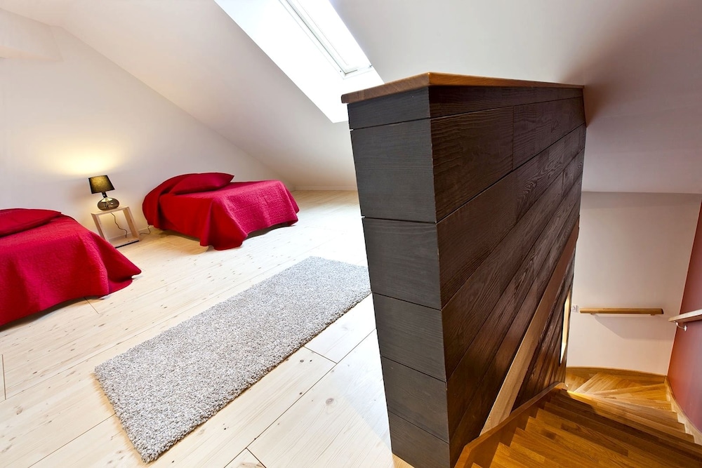 Superior Quadruple Room photo 2