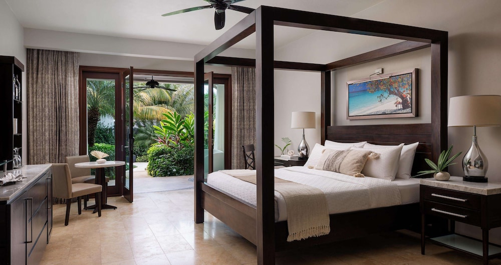 Suite, 1 Bedroom, Garden View (Romeo and Juliet Walkout)