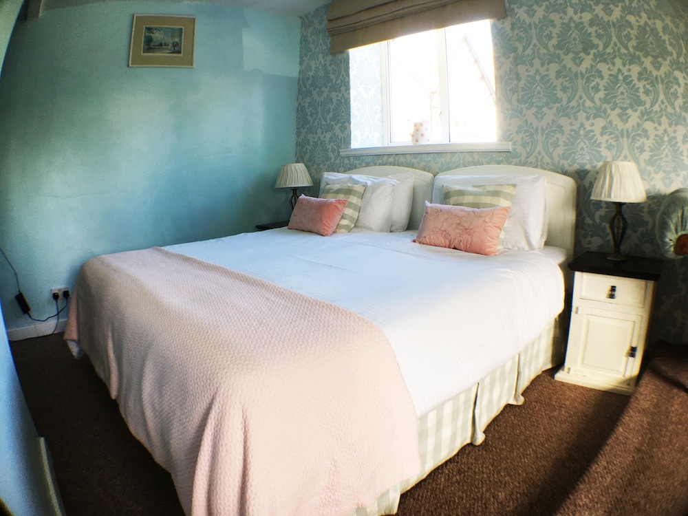 Double or Twin Room photo 1
