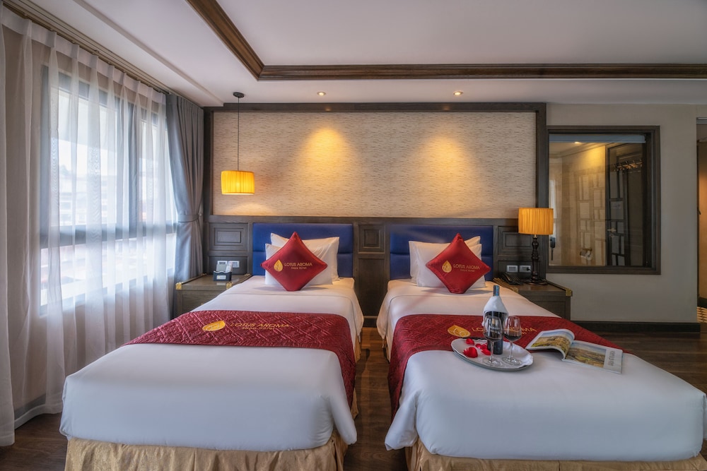 Deluxe Twin Room, City View - Photo 1