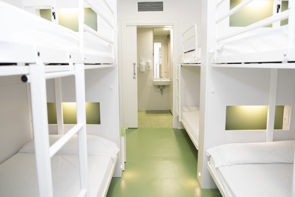 Standard Shared Dormitory, Women only, Private Bathroom (6 people) photo 2