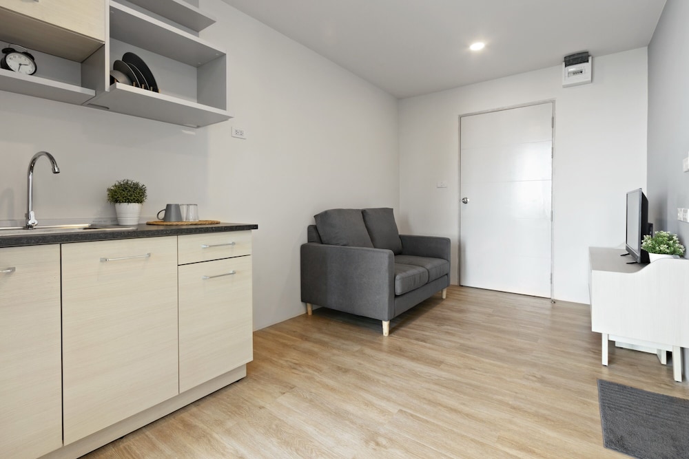 Sky Suite - Photo 7