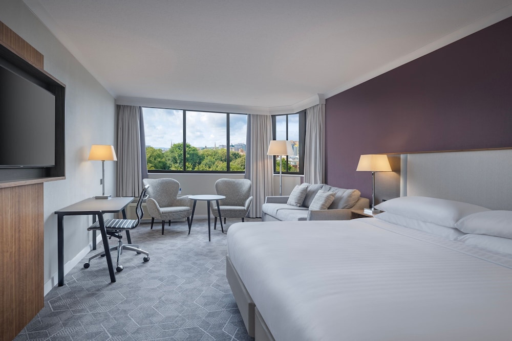 Junior Suite, 1 Double Bed (Corner) - Photo 4