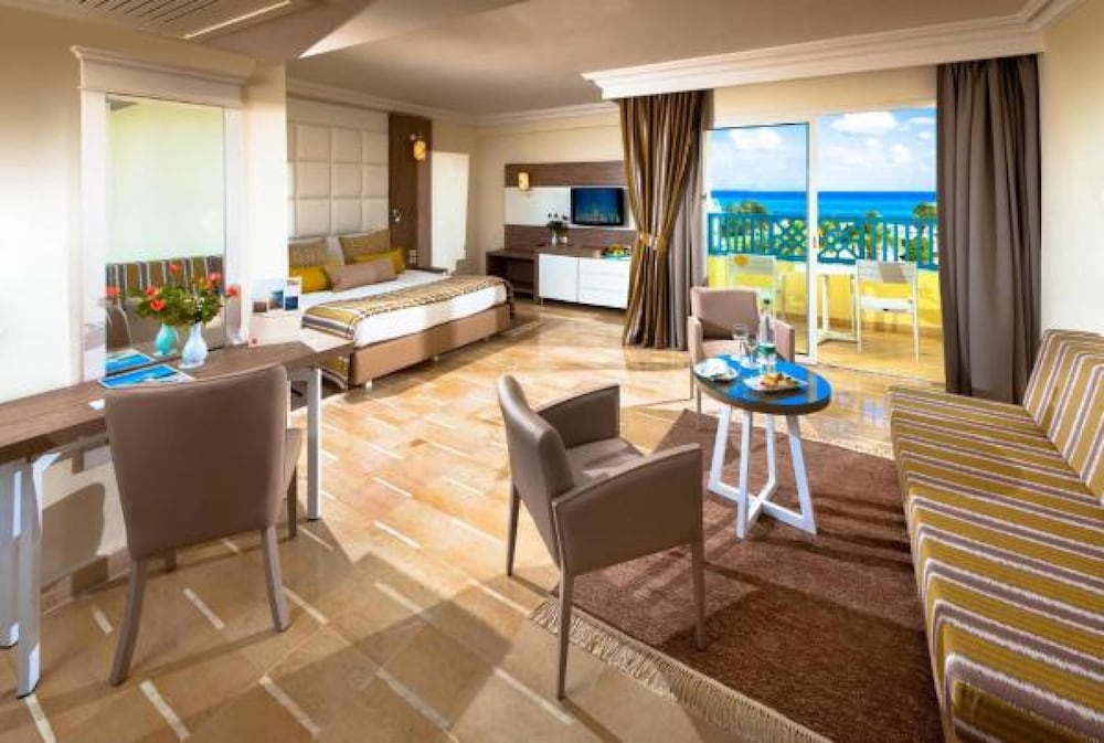 Junior Suite, Sea View photo 3