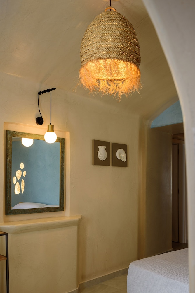 Cave Villa - Photo 7
