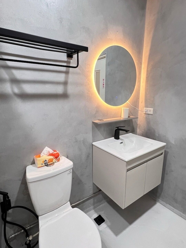 Superior Twin Room - Photo 8