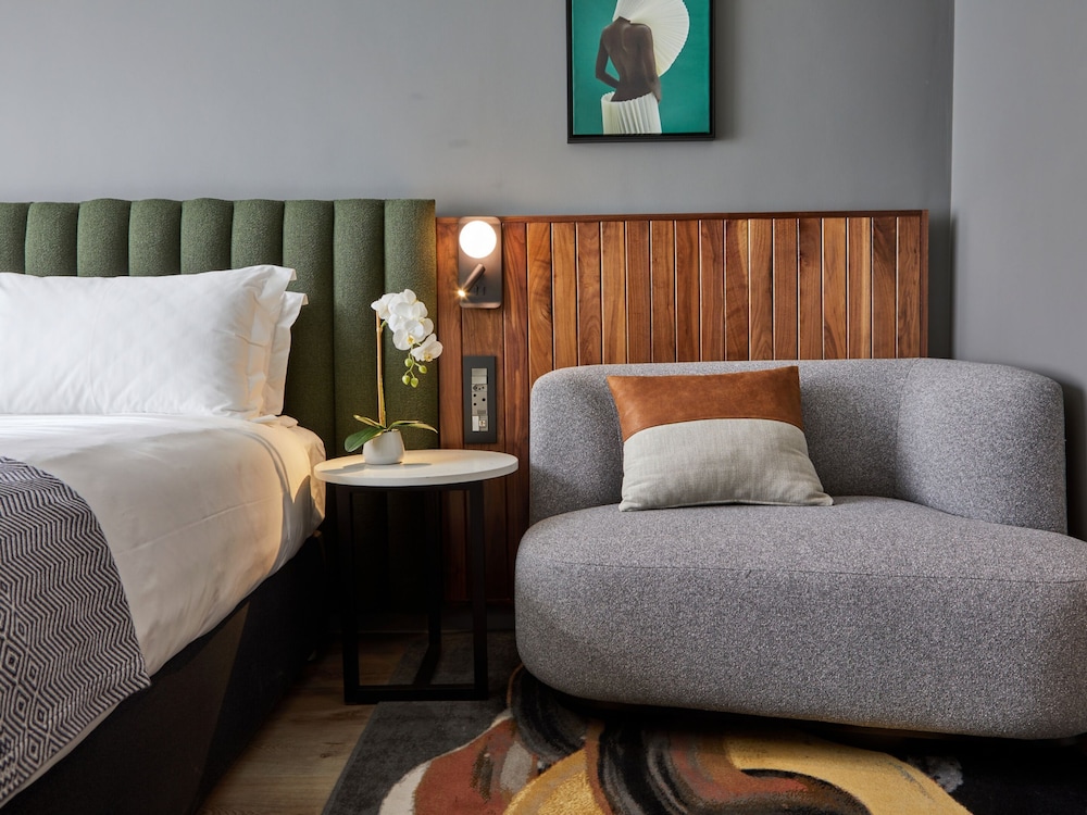 Standard Courtyard Room - Photo 4