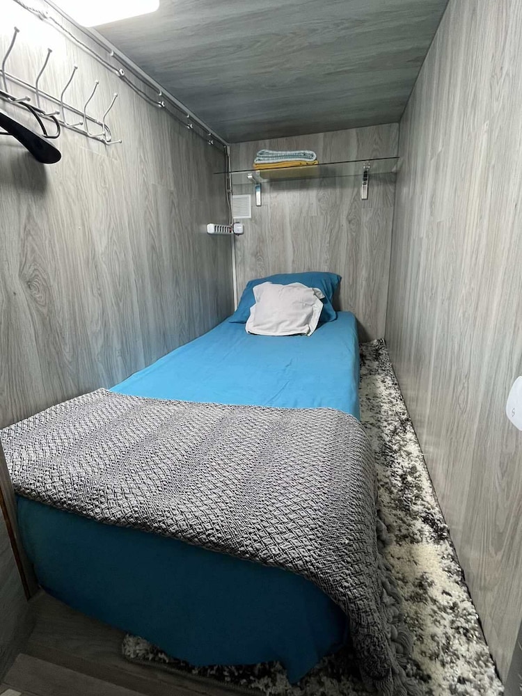 Economy Single Room (without shower)
