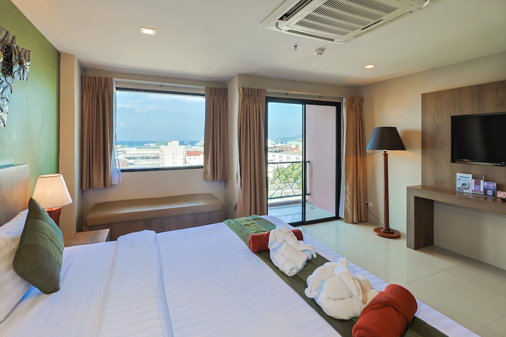 Superior Seaview photo 2