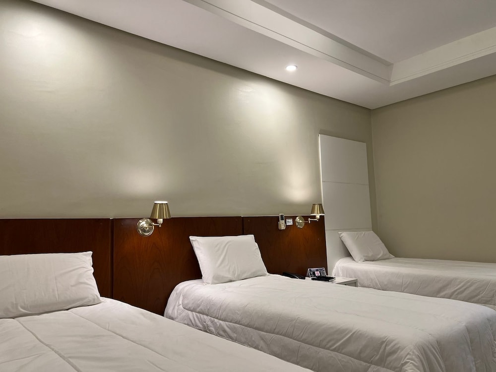 Standard Triple Room, 3 Twin Beds, Non Smoking photo 1
