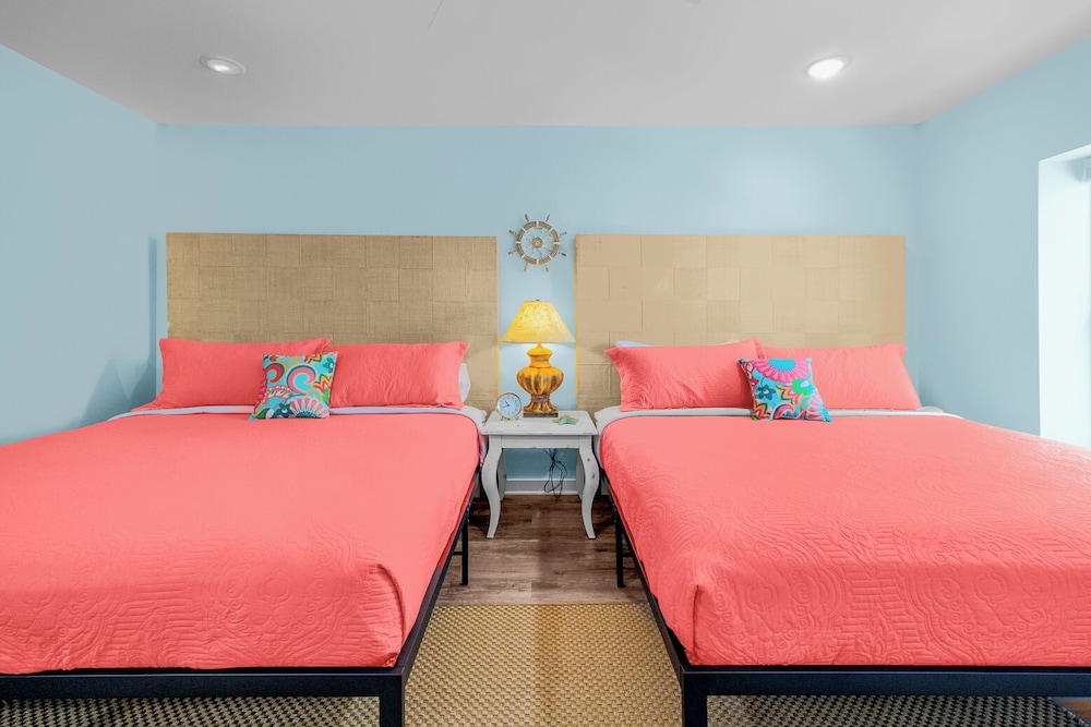 Studio, Multiple Beds, Balcony (Boathouse- Horn Island)