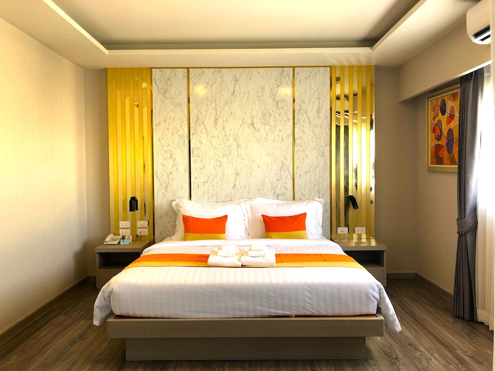 Executive Suite
