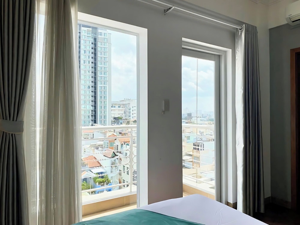 Executive Room with Balcony photo 3