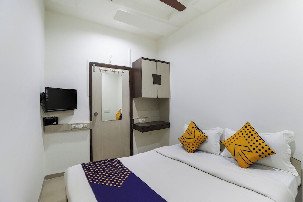 Standard Room (Non-AC)
