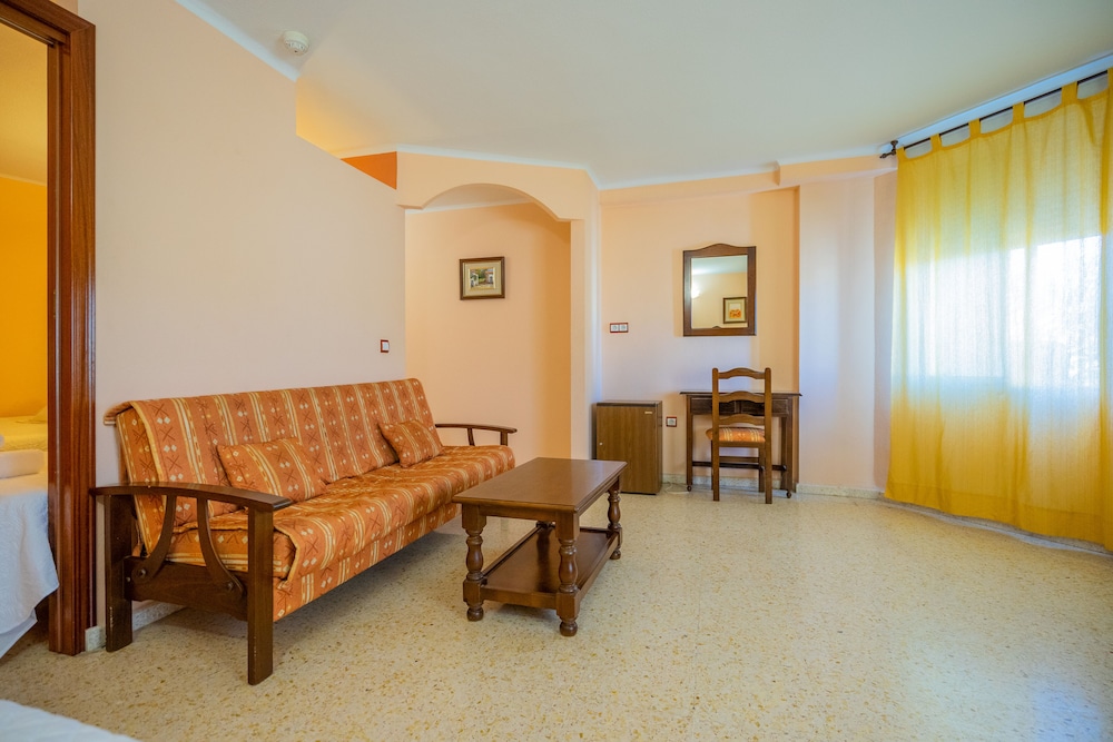 Comfort Triple Room - Photo 15