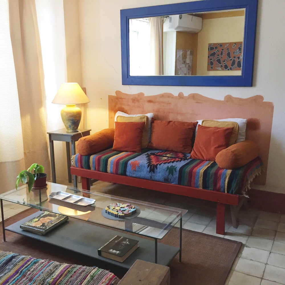 Apartment (Frida Khalo) photo 2