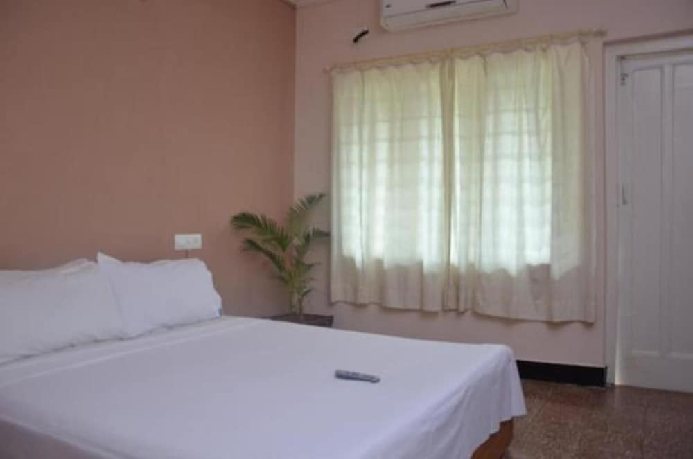 Standard Room (AC)