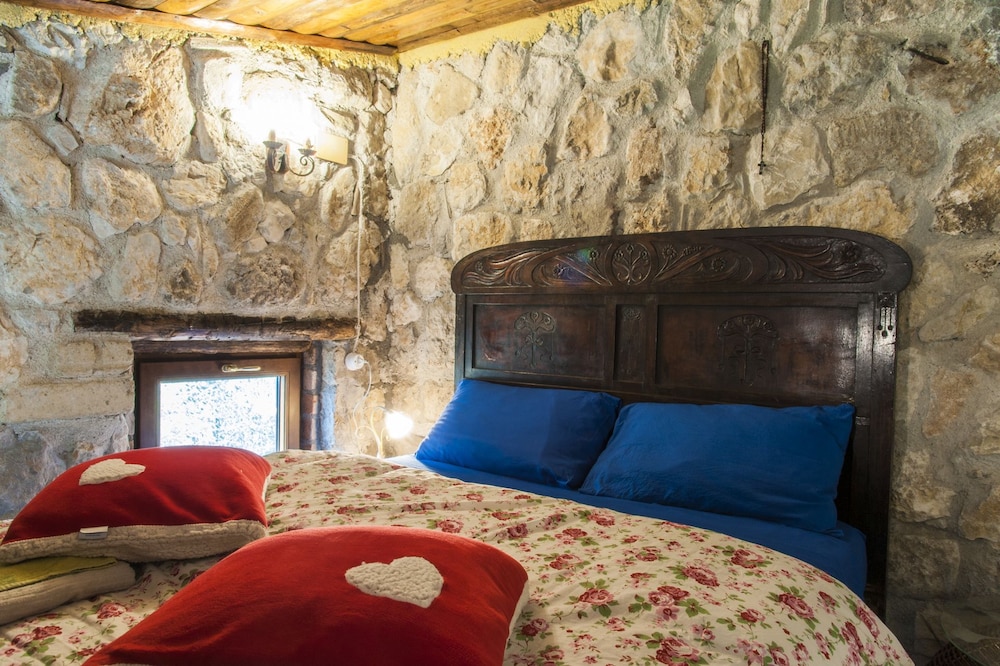 Suite, Valley View, Annex Building (Afrodite) photo 1