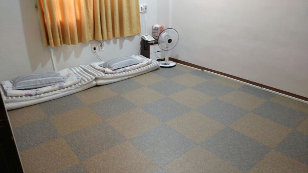 Room (Korean Style_Ondol)