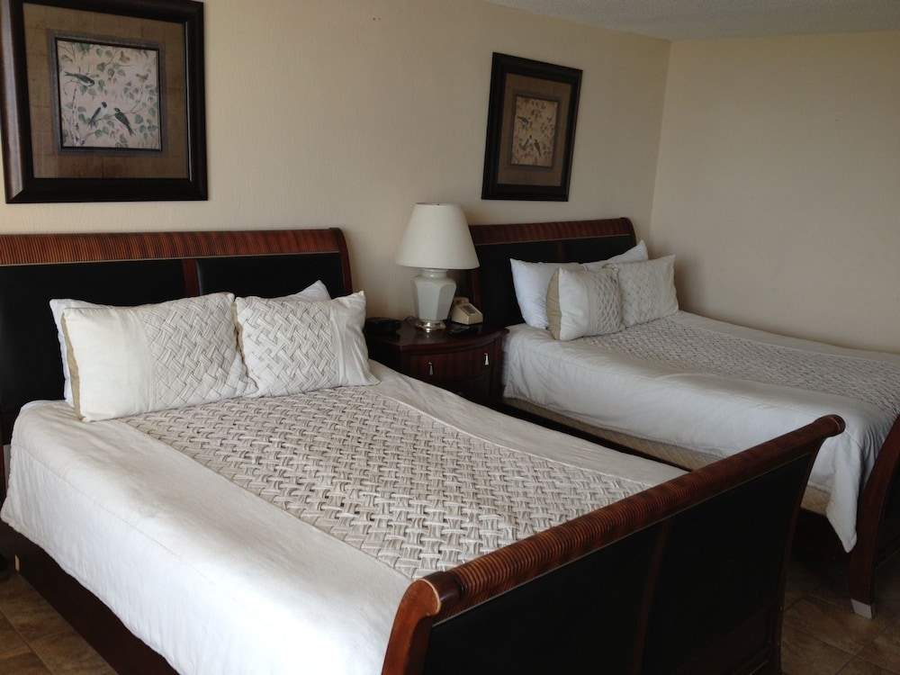 Studio, 2 Queen Beds