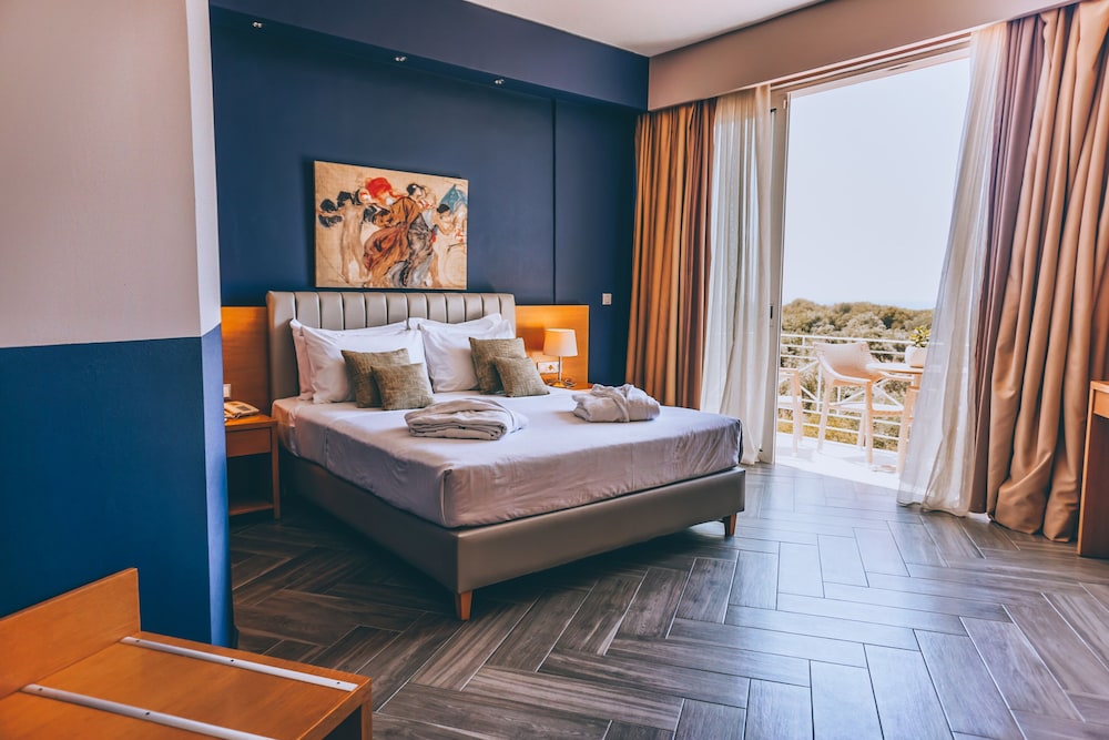 Basic Suite photo 2