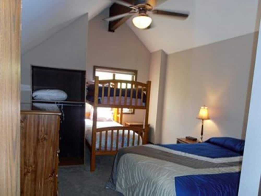Condo, 1 Bedroom photo 1