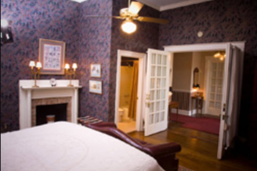 Douglass Room photo 2