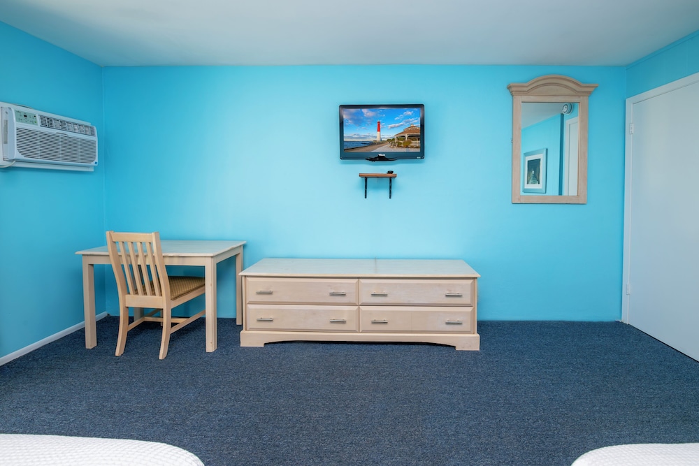 Standard Room, 2 Double Beds, Kitchen photo 3