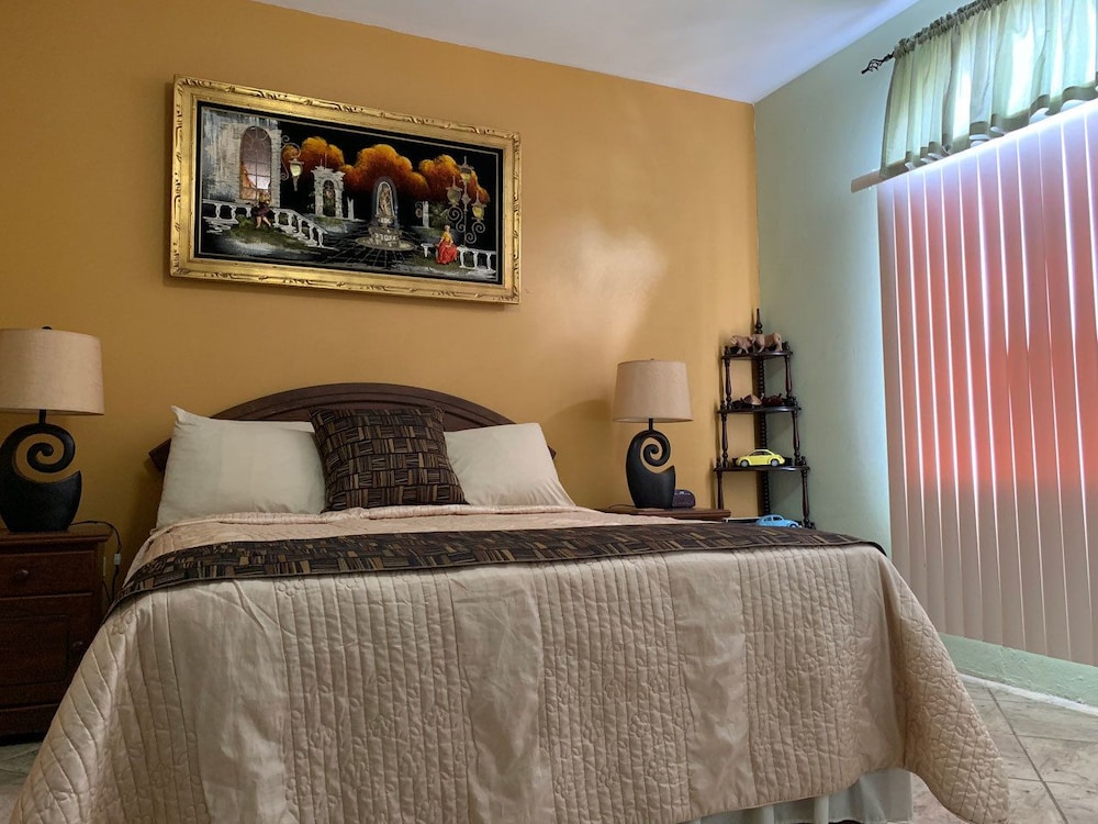 Comfort Double Room, 1 Queen Bed photo 2