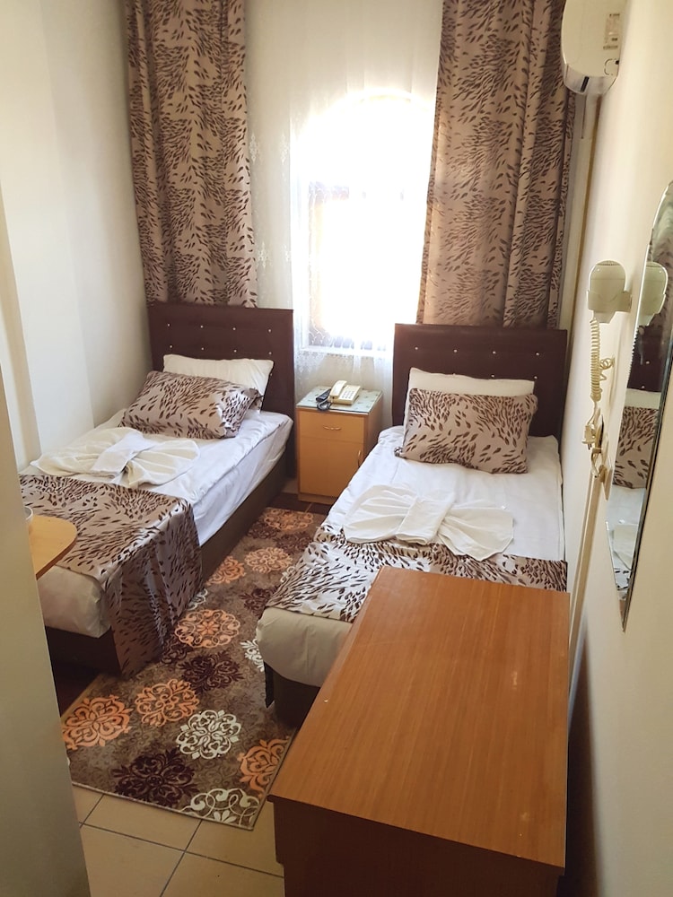 Standard Single Room photo 3