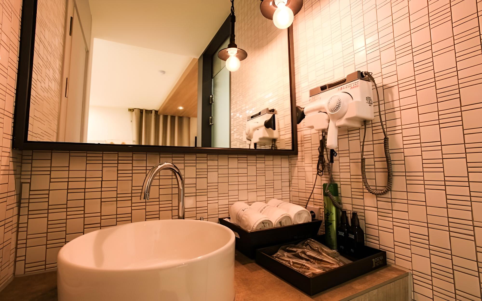 Room (Walkie Special Rate (No Parking Room ) - Photo 10
