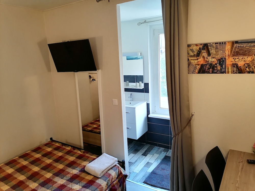 Quadruple Room (with shower)