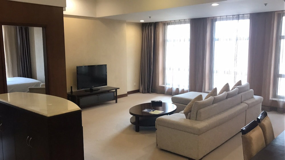 2 Bedroom Premier - Photo 8