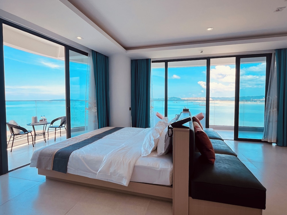Junior Double Room