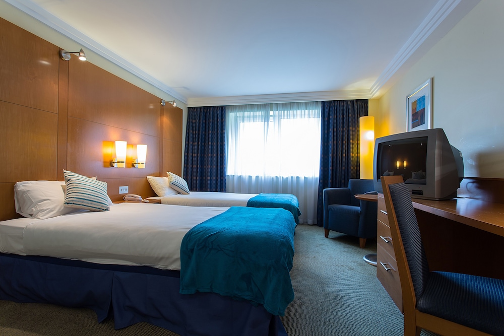 Standard Twin Room - Photo 1
