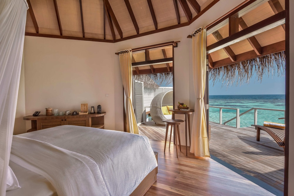 Villa, Ocean View, Overwater photo 1
