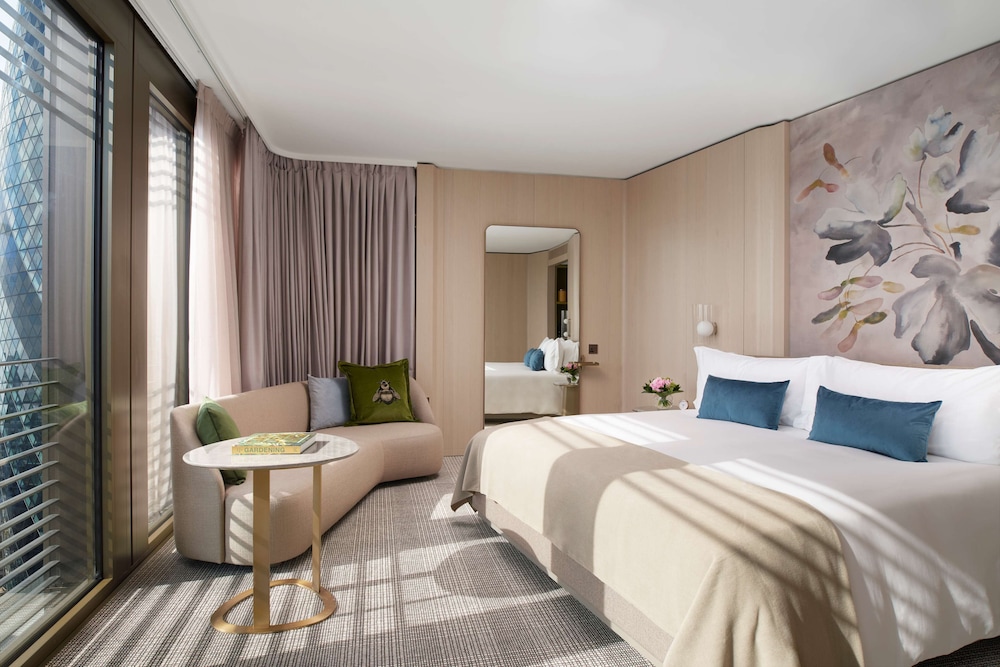 Executive Room, City View