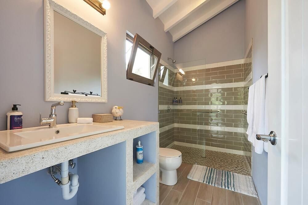 Superior Studio Suite, 1 Queen Bed photo 2