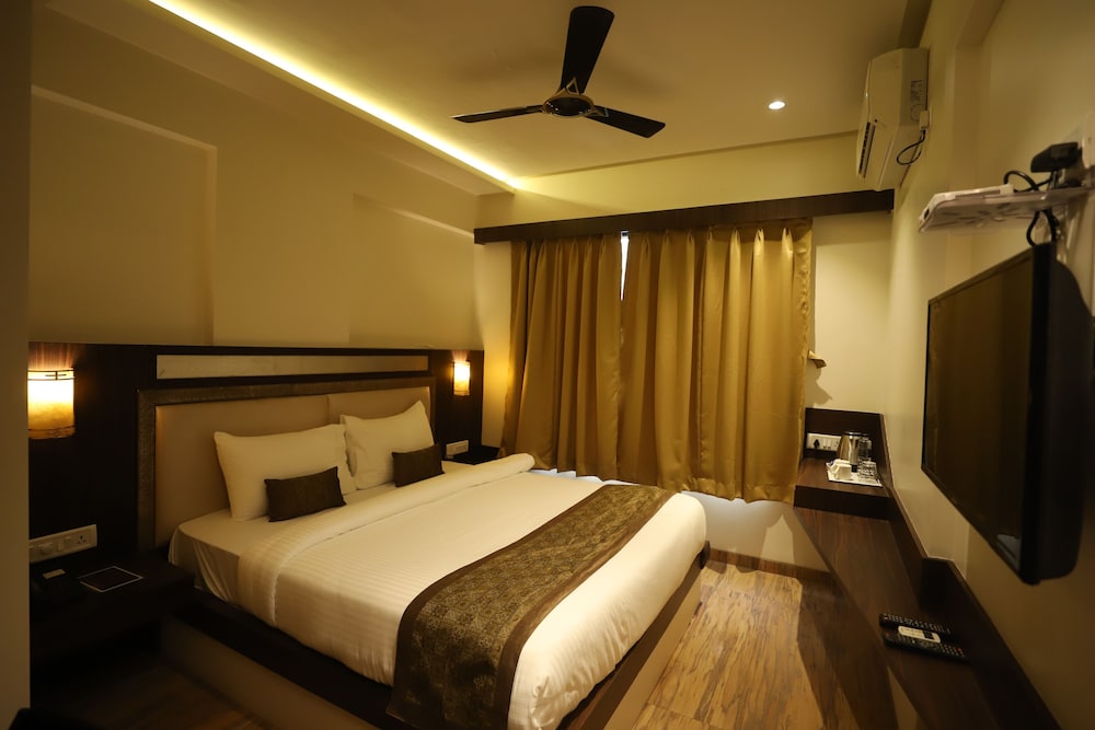 Golden Room - Photo 8
